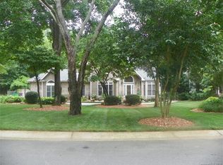 7730 Ellencroft Ln, Charlotte, NC 28215