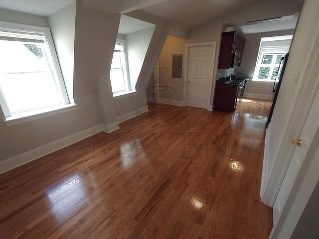 1st image of 96 Morse St #2