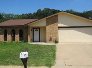 4709 Woodfield Dr, Arlington, TX 76016
