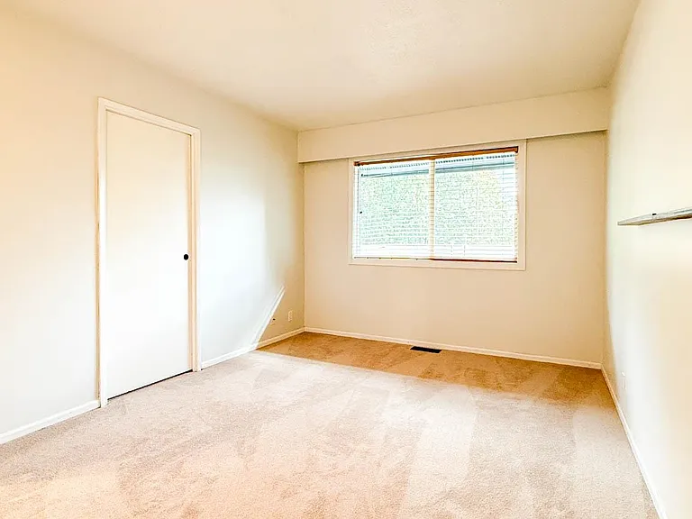 1530 McNair Dr — Photo 19