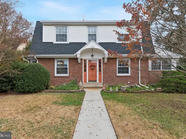 1642 Locust St, Norristown, PA 19401
