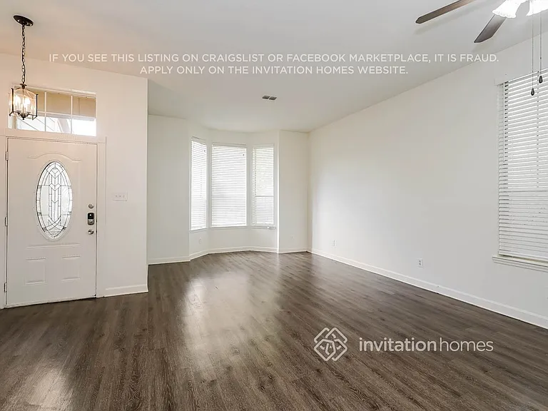 8737 Pedernales Trl — Photo 4