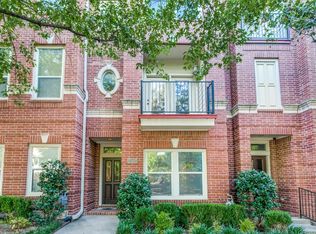 2502 Worthington St, Dallas, TX 75204