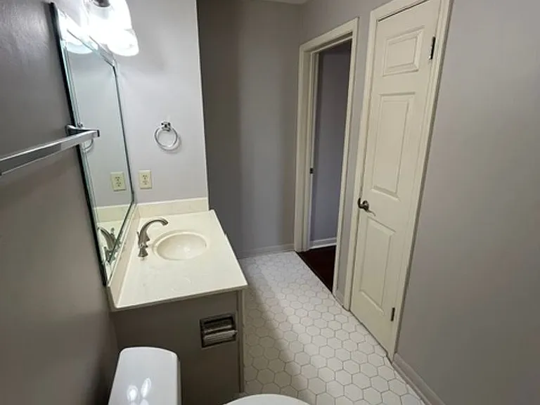 2805 Foxcroft Rd #704 — Photo 38