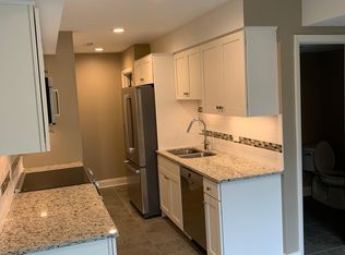 706 Eastbrooke Ln, Rochester, NY 14618