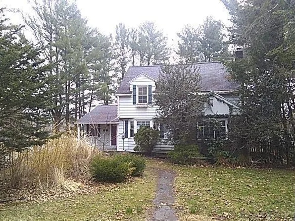 45 E Overbrook Rd, Shavertown, PA 18708