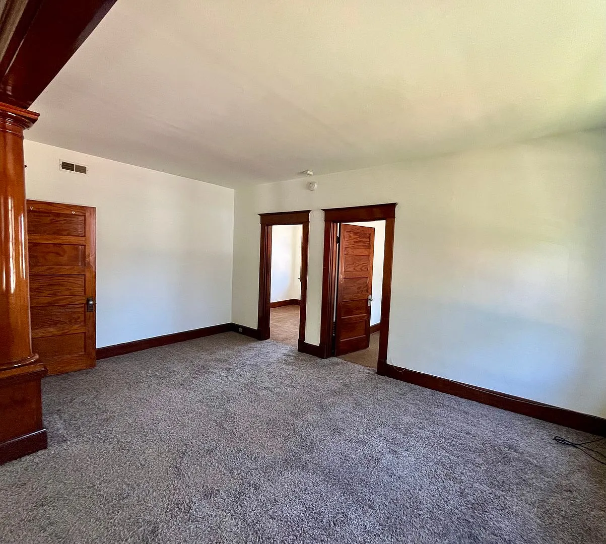 Two Bedroom upstairs apartment in Alton — Photo 2