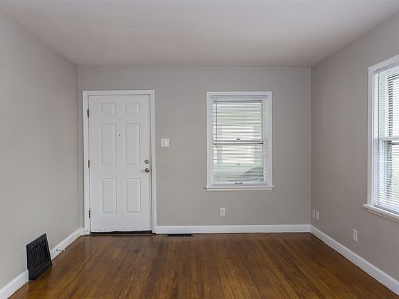 4th image of 126 Kline St