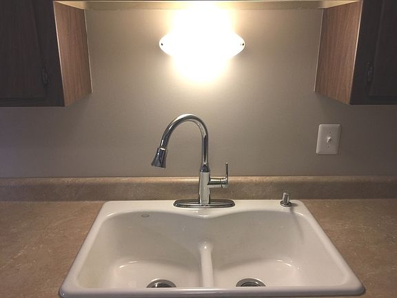 4th image of 7100 176th St APT 301