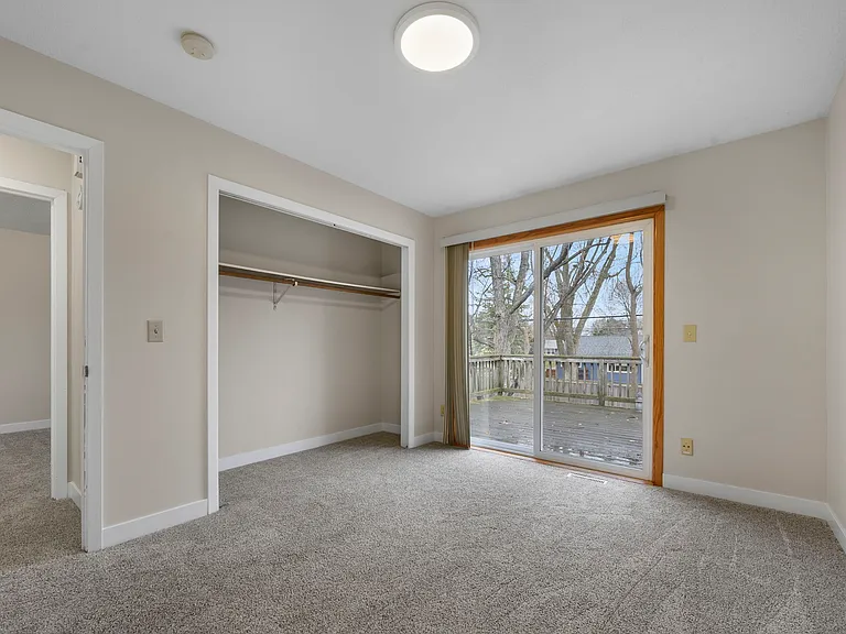 2221 82nd St W — Photo 31