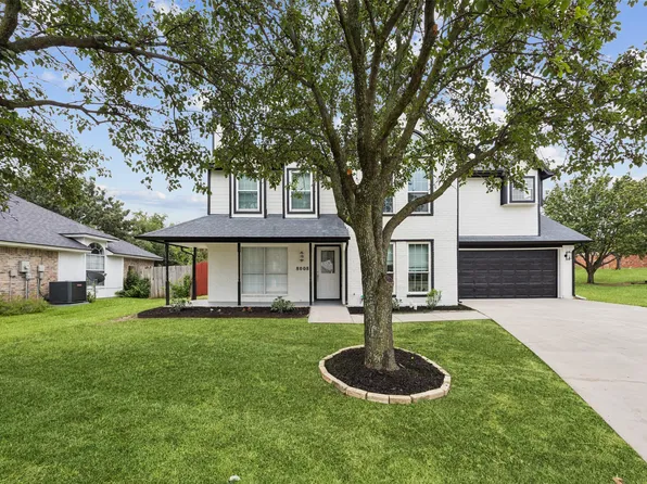 8008 Alamo Ct, North Richland Hills, TX 76180