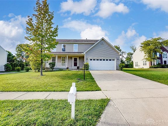 3rd image of 3589 Queen Victoria Ct