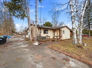 2038 Saint Johns Rd, Innisfil, ON L9S1V4