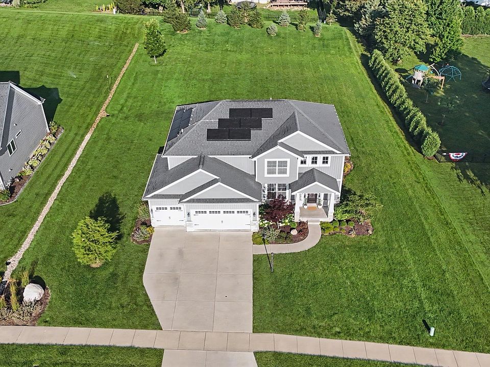 1st image of 1401 Briarwood Ln