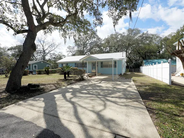 116 Edge Ave, Valparaiso, FL 32580