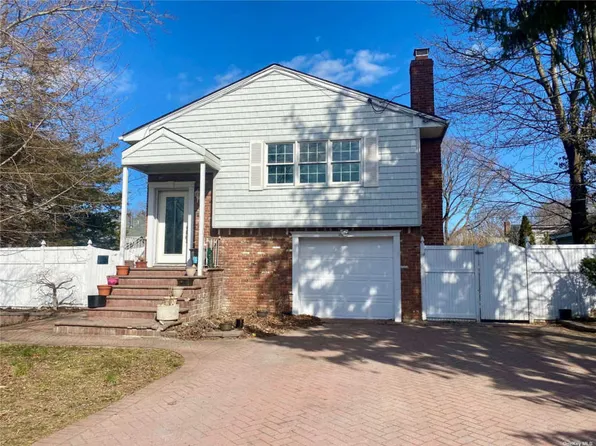 19 Jamaica Ave, Port Jefferson, NY 11777