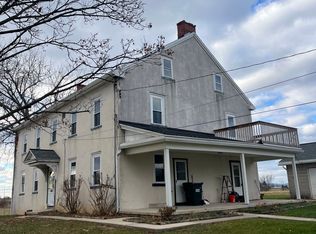 400 Schoeneck Rd, Ephrata, PA 17522