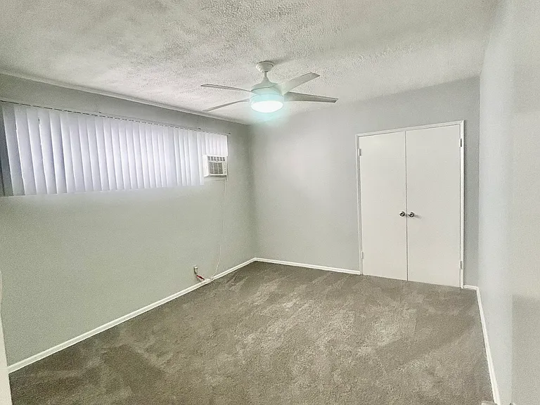 1428 Havenhurst Dr #16 — Photo 13