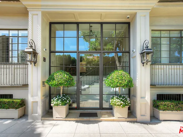 9601 Charleville Blvd APT 10, Beverly Hills, CA 90212