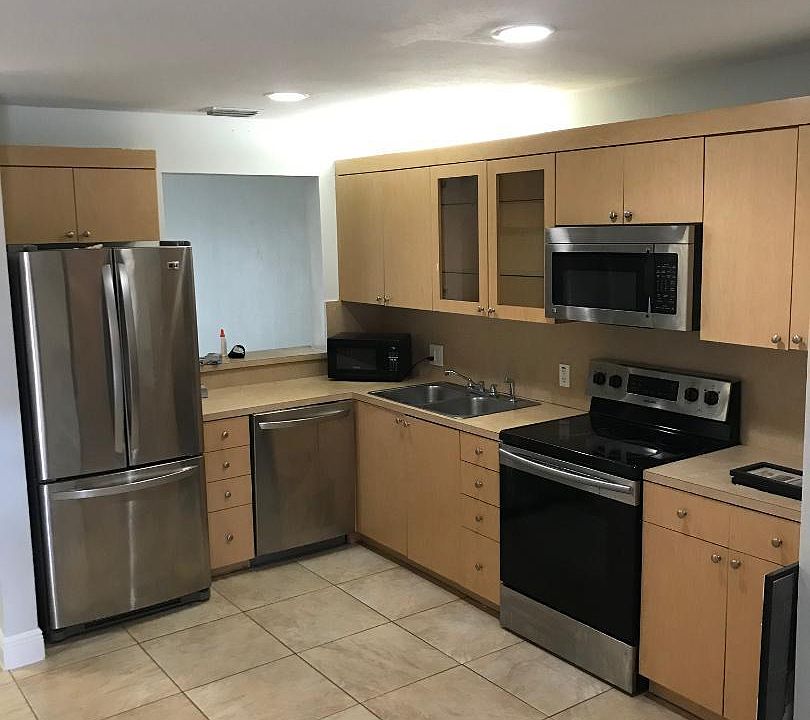 1st image of 12025 S Las Palmas Dr