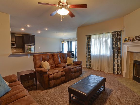 2nd image of 6529 Burling St