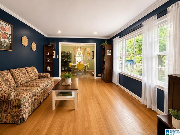 3rd image of 873 77th Way S