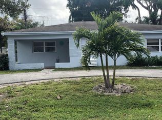 623 SW 4th Ct, Hallandale, FL 33009