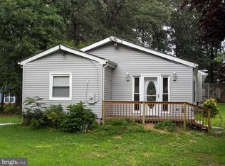 8093 Woodholme Cir, Pasadena, MD 21122