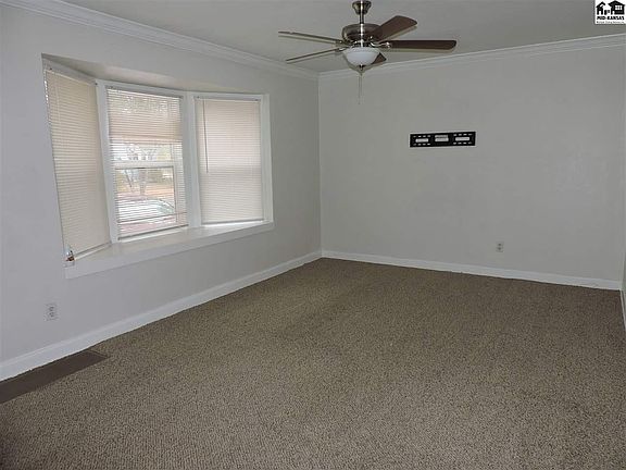 5th image of 205 W 24th Ave