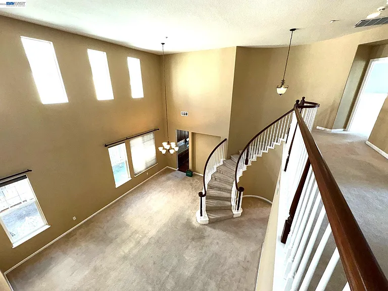 1669 Marina Way — Photo 28