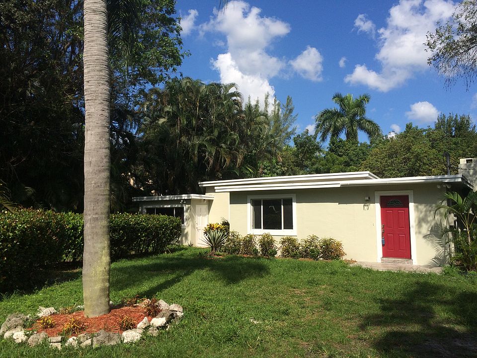 1st image of 3231 SW 44th St