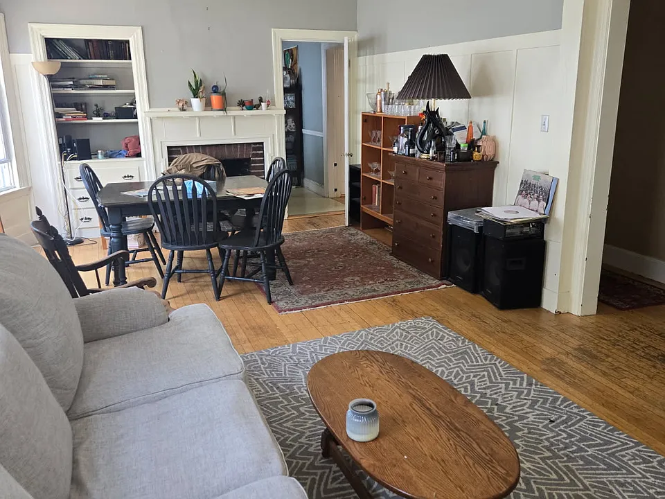 101 Dartmouth St #1