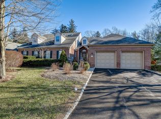 6 Morgan Ct #602, Morristown, NJ 07960