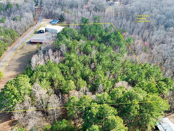 2nd image of 2260 Oakdale Rd