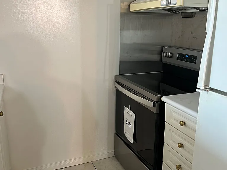 3 Pemberton Ave #1409 — Photo 3
