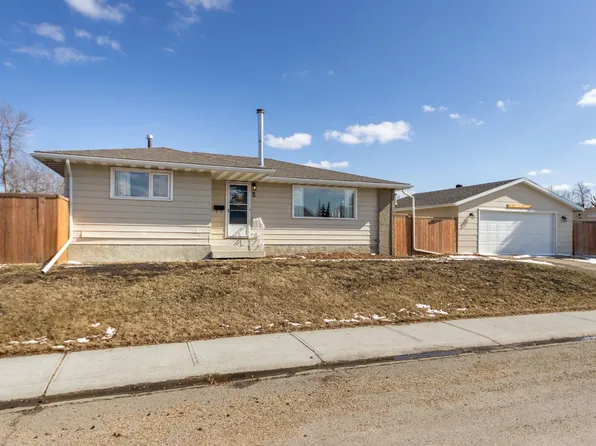 2 Nootka Rd, Leduc, AB T9E 4K1