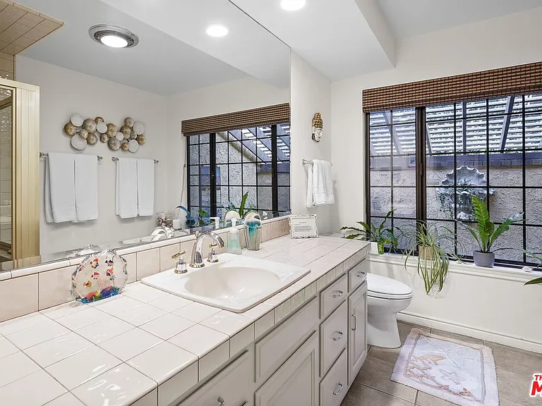 4244 Avenida De La Encinal — Photo 26