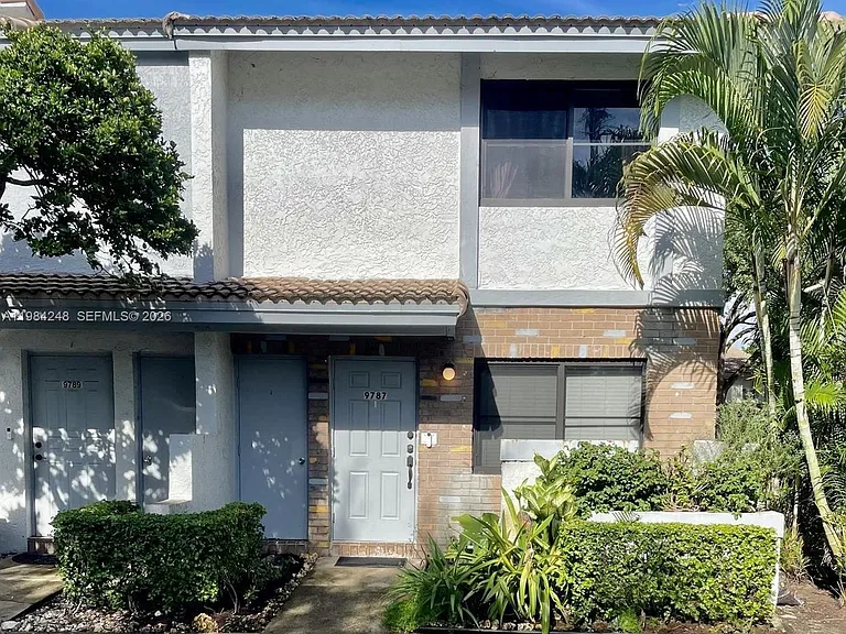 9787 Riverside Dr #62-4 — Photo 7
