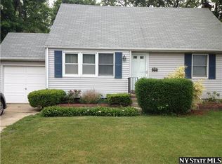 485 18th St, West Babylon, NY 11704