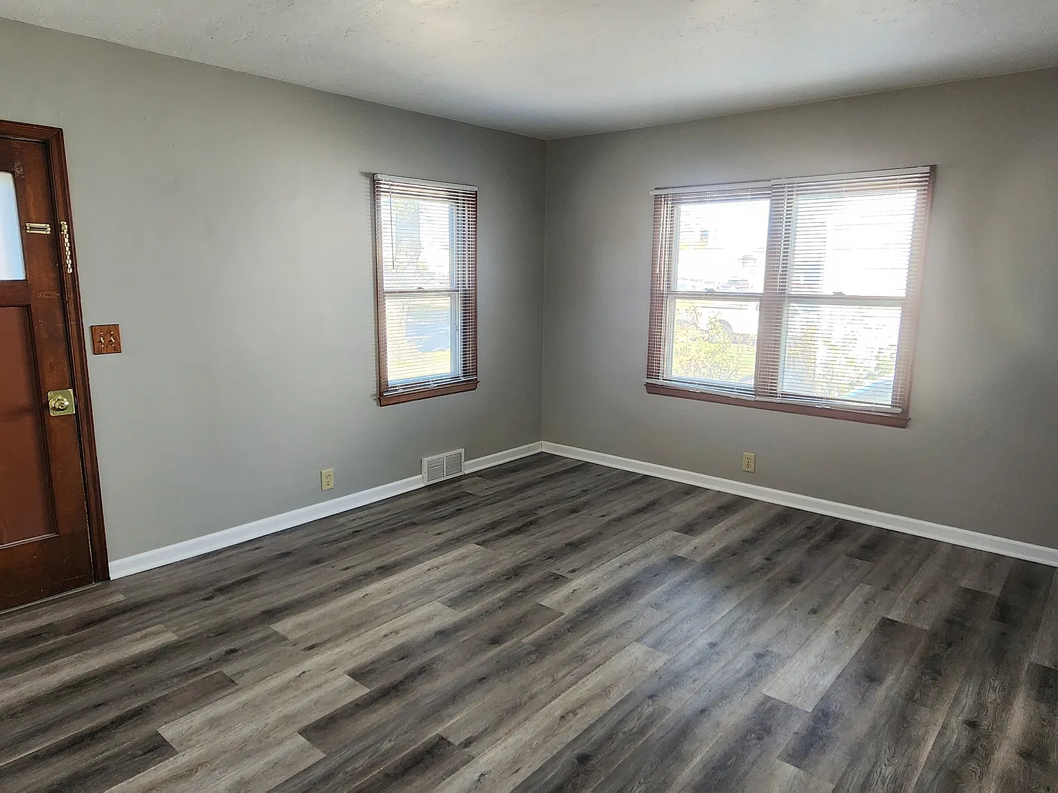 3 bed, 772 sqft, $1,540 — Photo 4