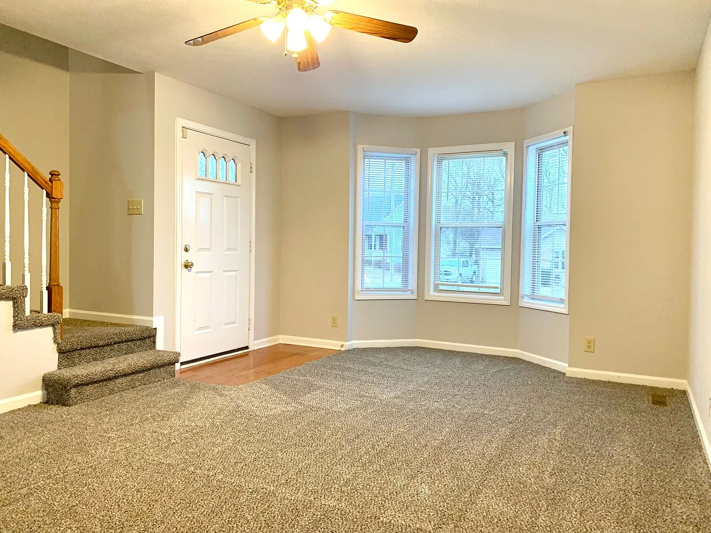 2511 Rafiki Dr — Photo 3