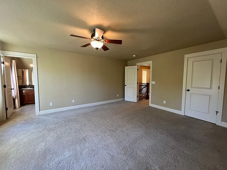3016 Hazel Ave — Photo 5