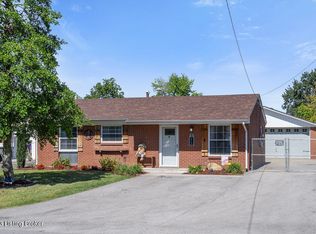 834 Hillview Blvd, Louisville, KY 40229