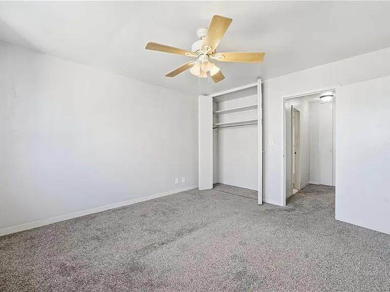 215 Piedmont Ave NE #2002 — Photo 15