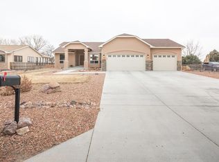 318 W Venturi Dr, Pueblo West, CO 81007