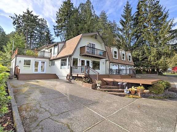 5th image of 20 N Tillicum Beach Ln