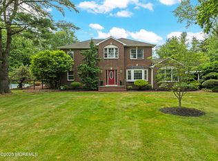 37 Schanck Rd, Holmdel, NJ 07733