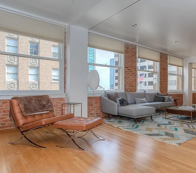 Apartment for Rent — Photo 2
