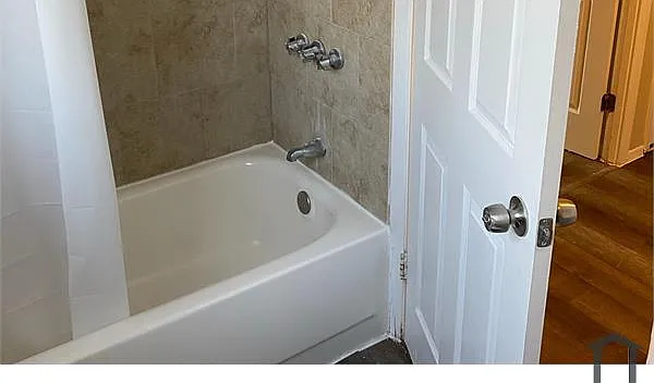 170 Nottingham Dr — Photo 18