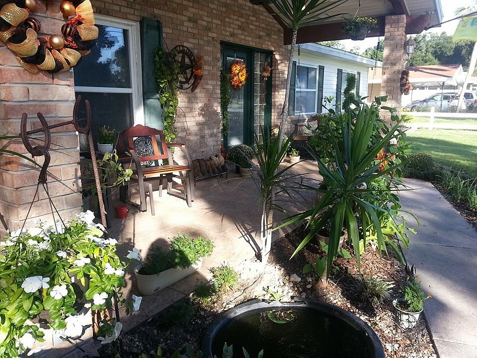 1st image of 515 Hillcrest Dr SE